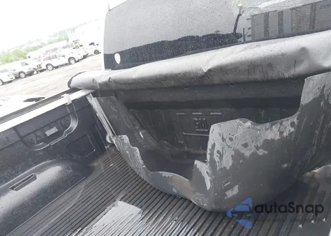 2010 GMC Sierra Slt z USA, uszkodzony, nr VIN 3GTRKWE33AG148664